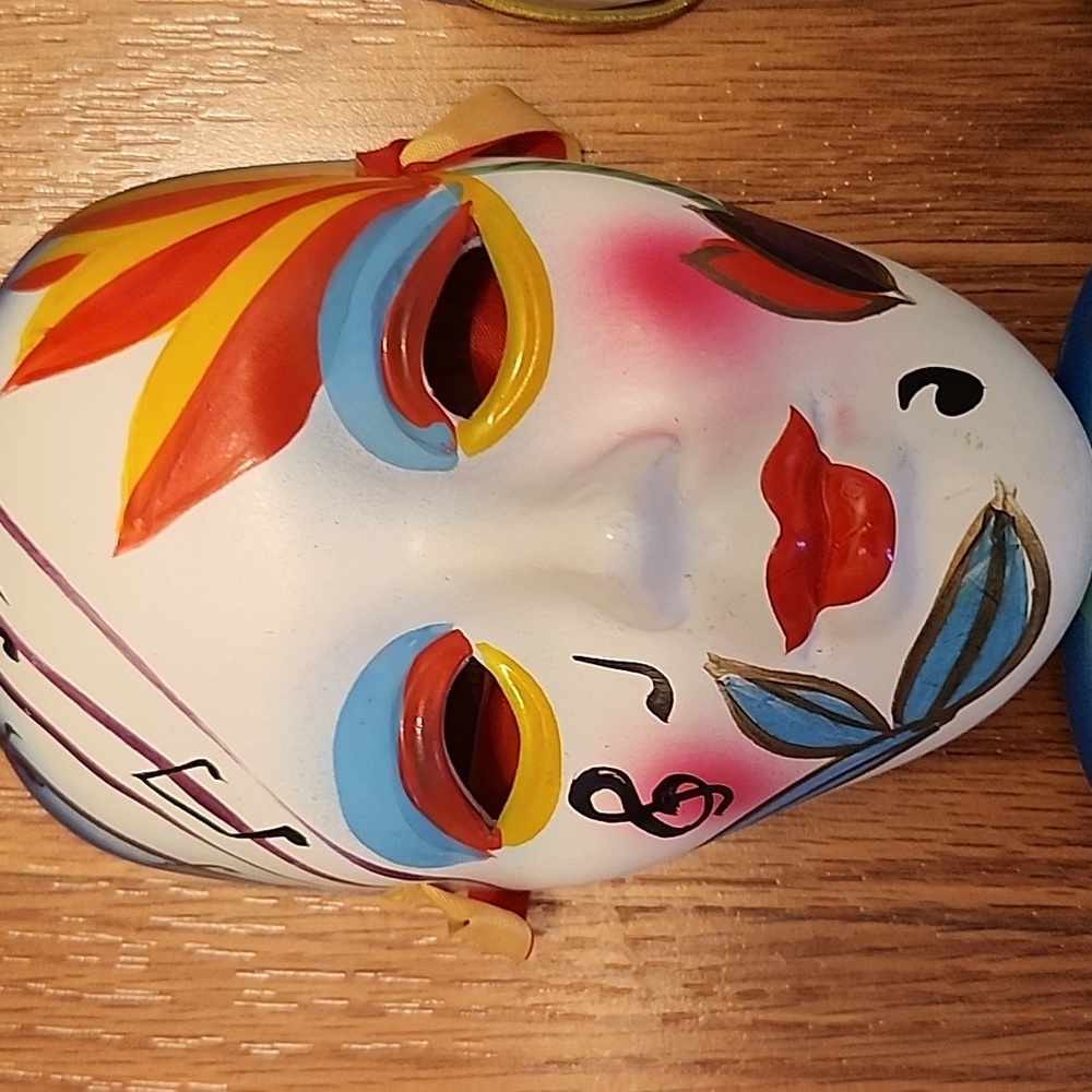 Mask Phase - Picture 2 of 4